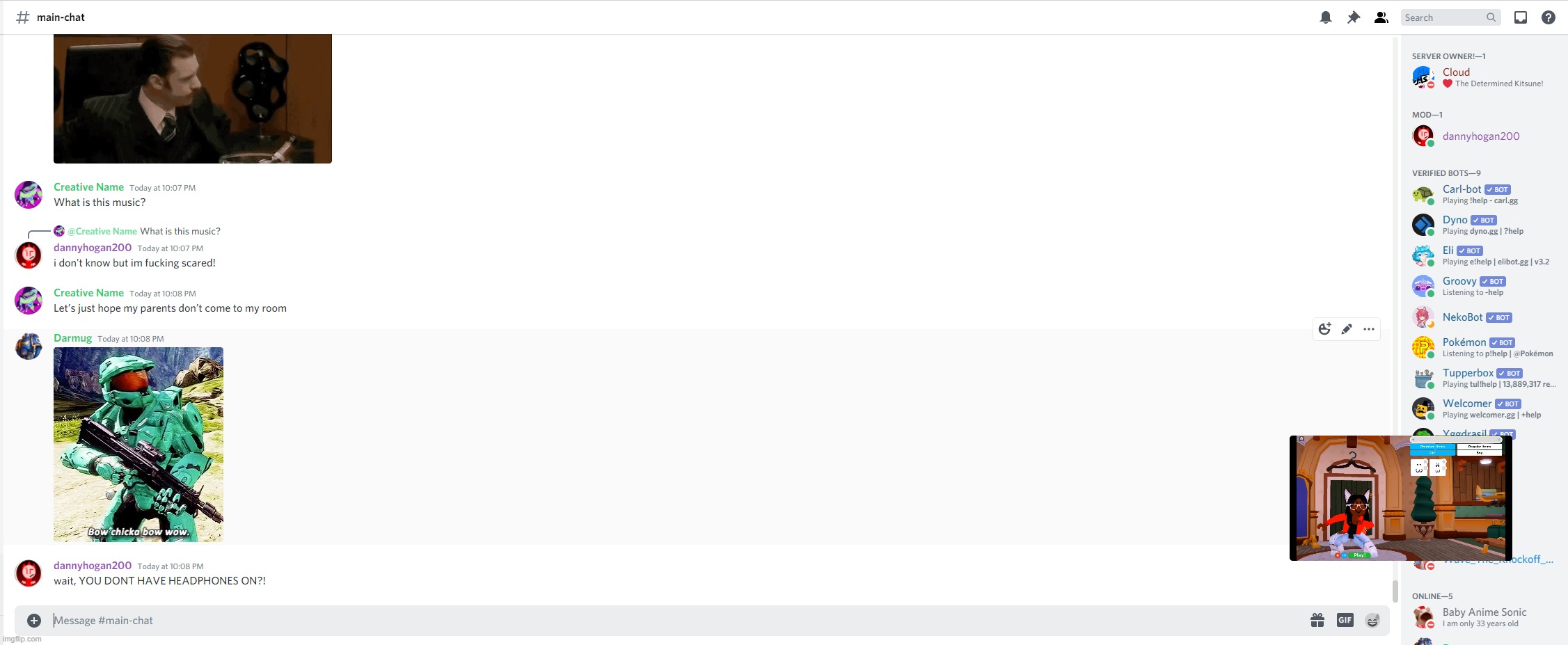 What's going on in Discord right now | image tagged in discord | made w/ Imgflip meme maker