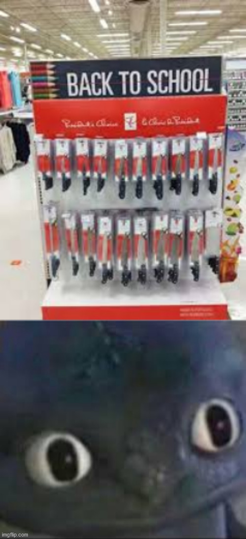 That ain't right | image tagged in toothless _ face,memes,funny,you had one job,knives,school | made w/ Imgflip meme maker