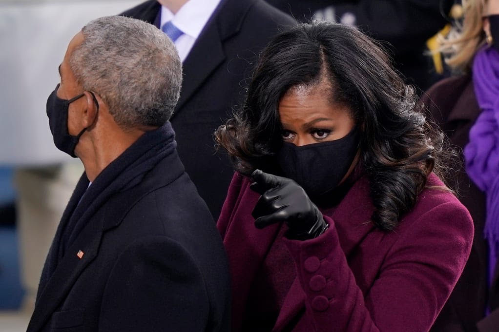 Michelle Obama pointing Blank Meme Template