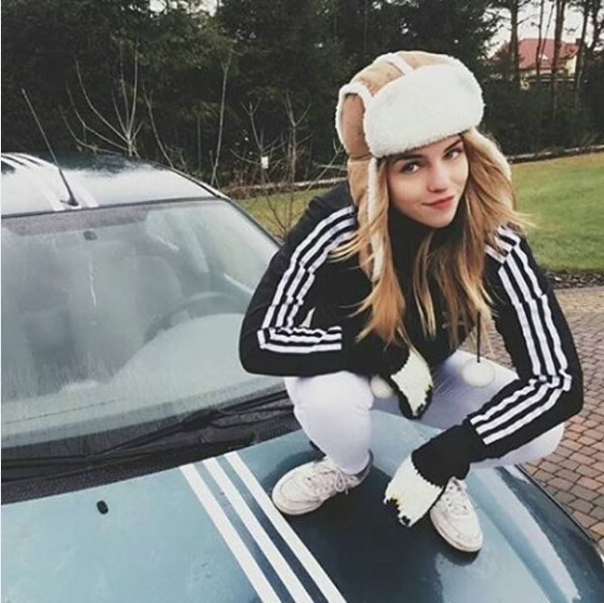 High Quality Squatting slav chick Blank Meme Template