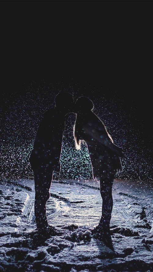 Snow Kisses | image tagged in awesome,pics,photography | made w/ Imgflip meme maker