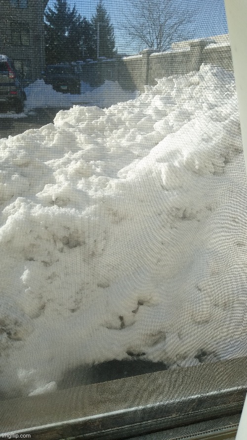 What my snow does | made w/ Imgflip meme maker