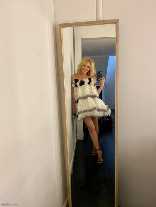Kylie selfie 2 | image tagged in kylie selfie 2 | made w/ Imgflip meme maker