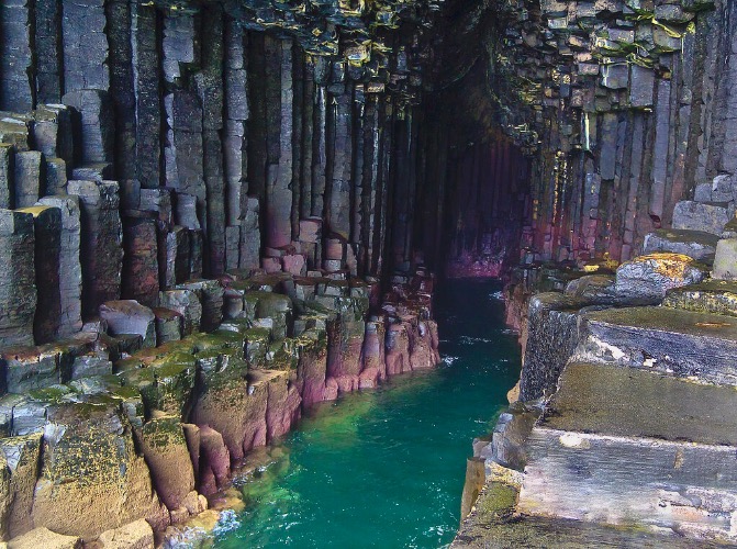 Fingal's Cave, Scotland | image tagged in awesome,pics,photoshop | made w/ Imgflip meme maker
