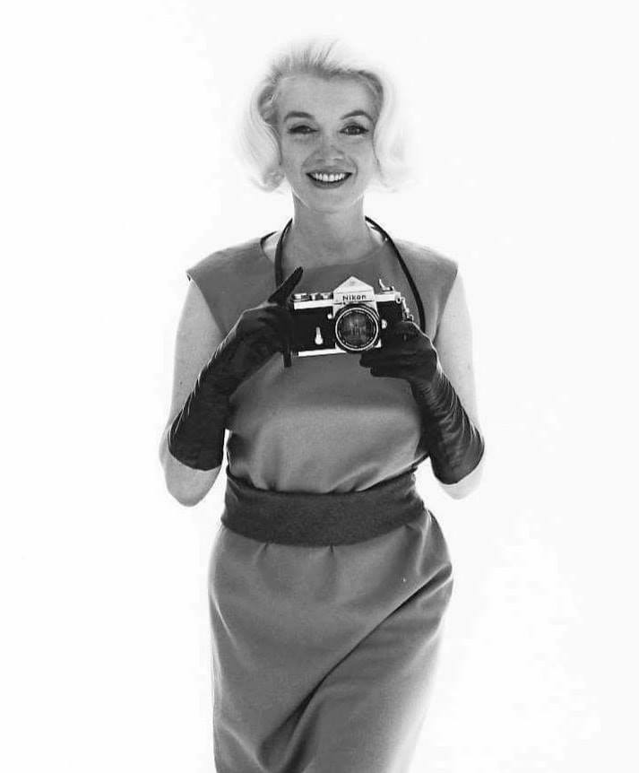Marilyn Monroe camera Blank Meme Template