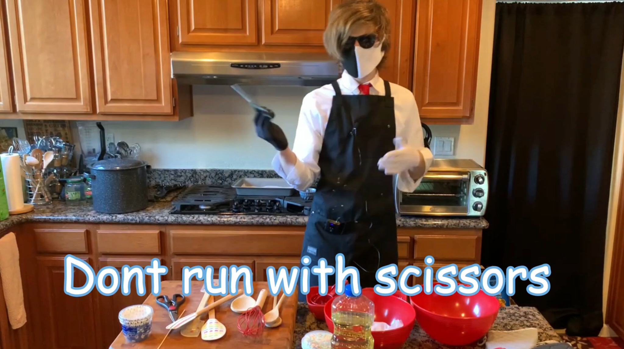 Don’t run with scissors Blank Meme Template