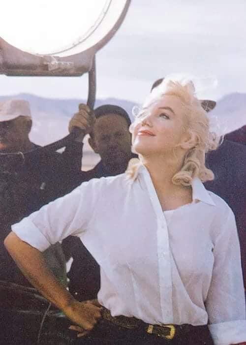 Marilyn Monroe smile Blank Meme Template