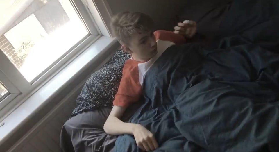 High Quality Tommyinnit bed Blank Meme Template