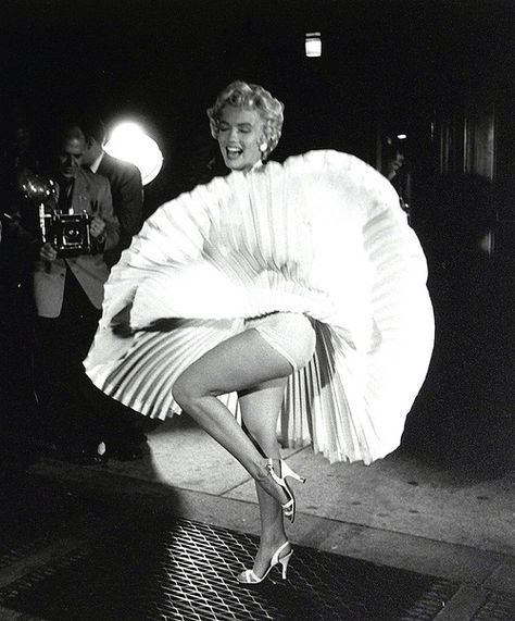 High Quality Marilyn Monroe upskirt Blank Meme Template