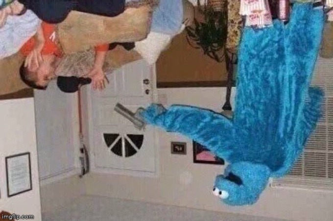 Cursed Cookie Monster | image tagged in cursed cookie monster | made w/ Imgflip meme maker