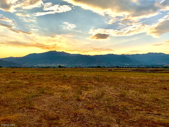 Wasatch range, Utah | image tagged in utah,susnset | made w/ Imgflip meme maker