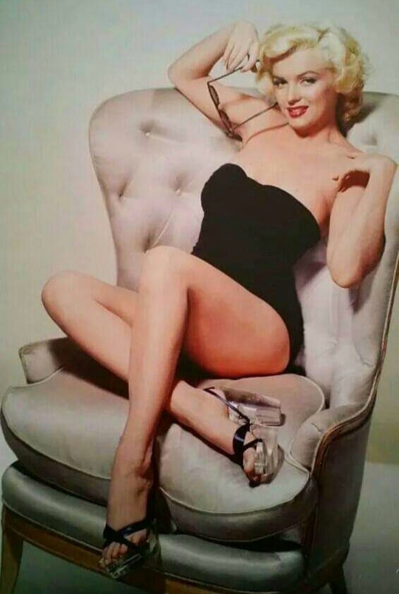 Marilyn Monroe photographed by Nicholas Muray 1952 Blank Meme Template
