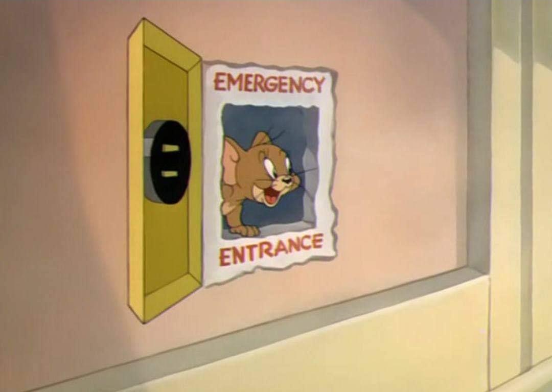 High Quality Tom & Jerry Emergency Entrance Blank Meme Template