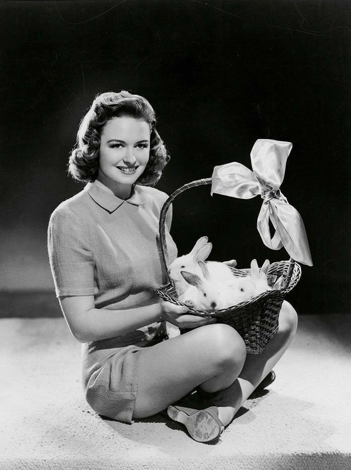 Donna Reed Blank Meme Template