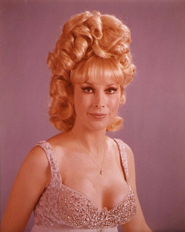 Какие прически раньше Barbara Eden Blank Template - Imgflip