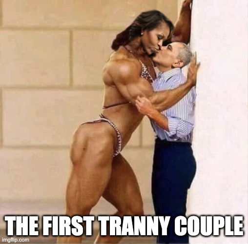 Kissing Tranny