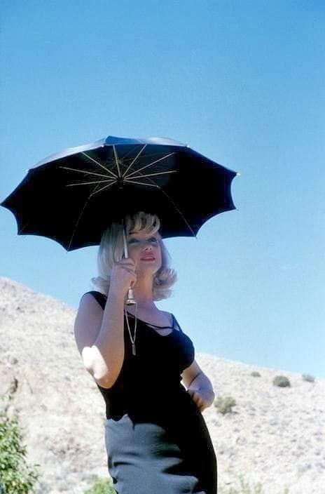 Marilyn Monroe umbrella Blank Meme Template