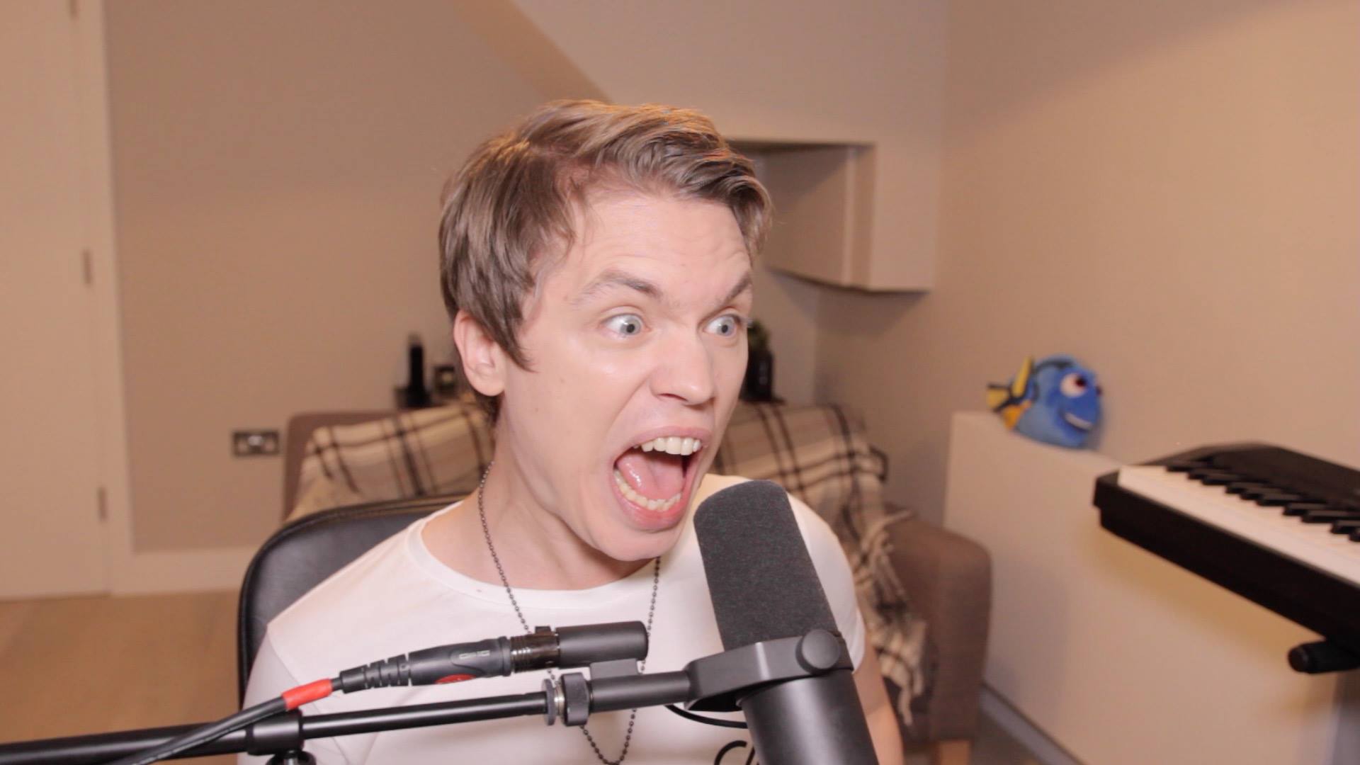 High Quality Roomieoffical High Note Face Blank Meme Template