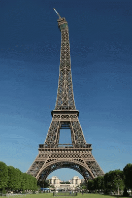 The Eiffel Tower has gotten weird - Imgflip