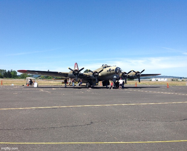 Boeing B-17 Flying Fortress | image tagged in photos,bomber,wwii | made w/ Imgflip meme maker