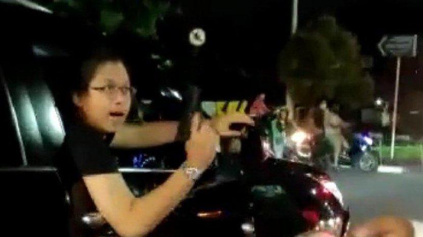 Gue Jalan Ya Blank Meme Template