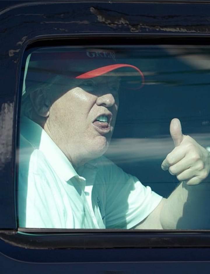 Trump thumb up Blank Meme Template