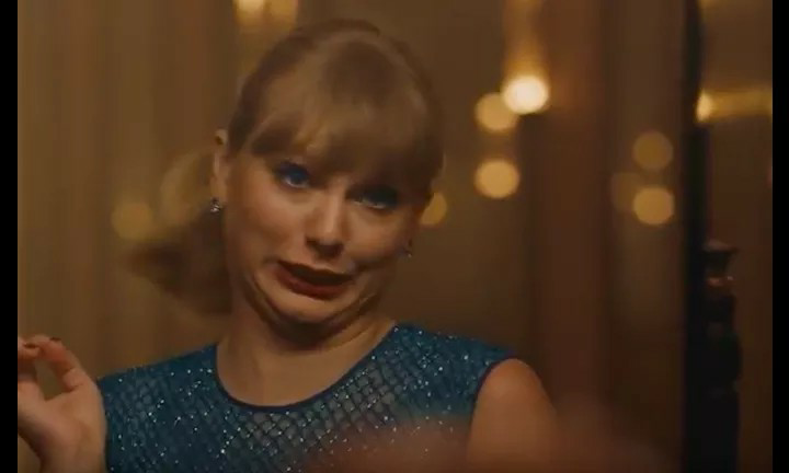 Taylor Swift goofy face 2 Blank Meme Template