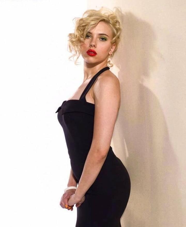 Scarlett Johansson Blank Meme Template