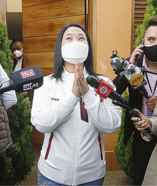 Fujimori Blank Meme Template