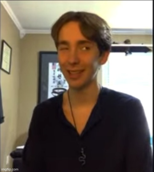 PFFFFFFFFFFFFFFT LOOK AT HOW I PAUSED HIS FACE XD | made w/ Imgflip meme maker