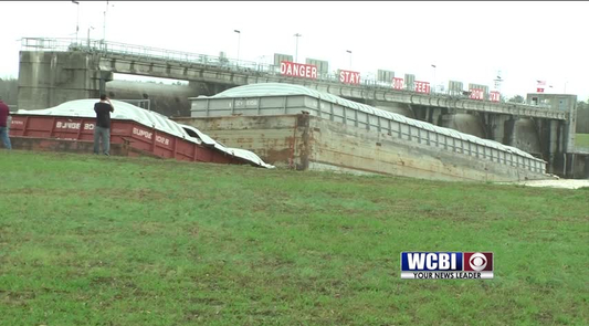 barge Tom Bevill Lock and Dam in Aliceville, Alabama Blank Meme Template