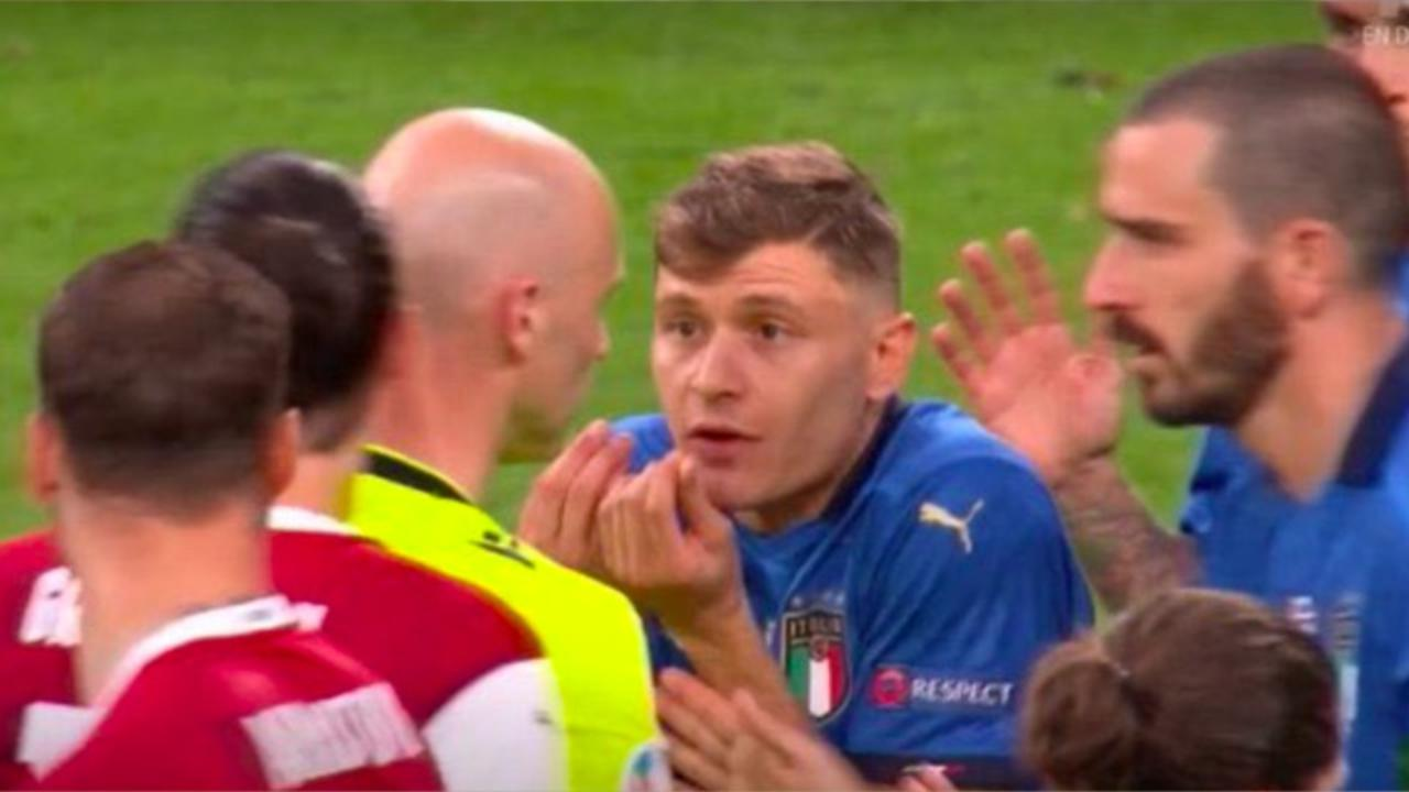 High Quality Barella and referee Blank Meme Template