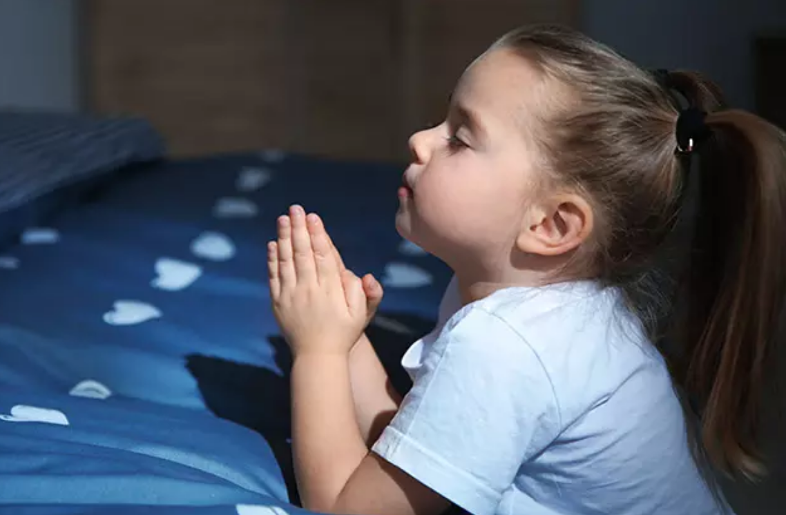 child praying Blank Meme Template