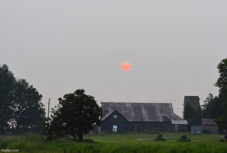 Smokey sunrise from the fires out west | image tagged in sunrise,kewlew | made w/ Imgflip meme maker