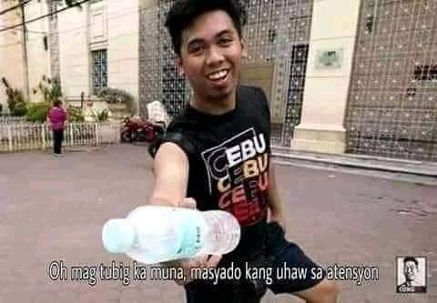 Masyadong uhaw sa atensyon Blank Meme Template