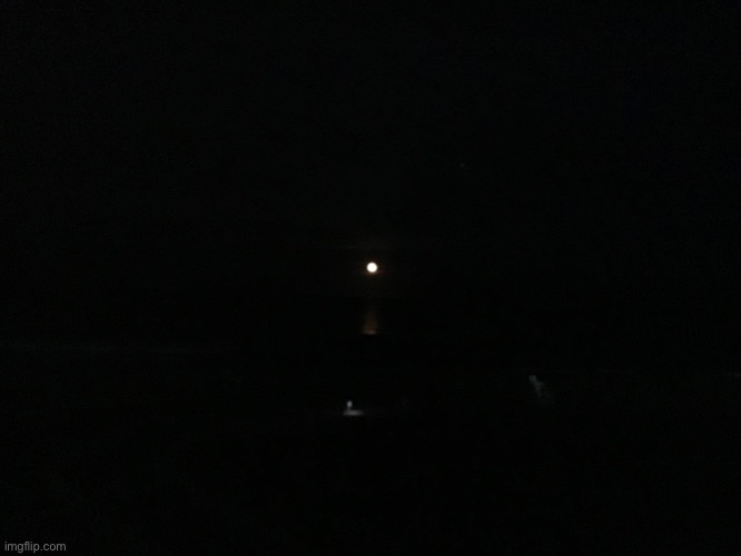 OCMD 20:30 22/08/21 | image tagged in ocean,moon,images | made w/ Imgflip meme maker