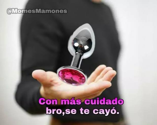 Con más cuidado Blank Meme Template