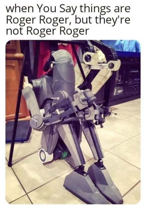 Poor droids | image tagged in star wars | made w/ Imgflip meme maker