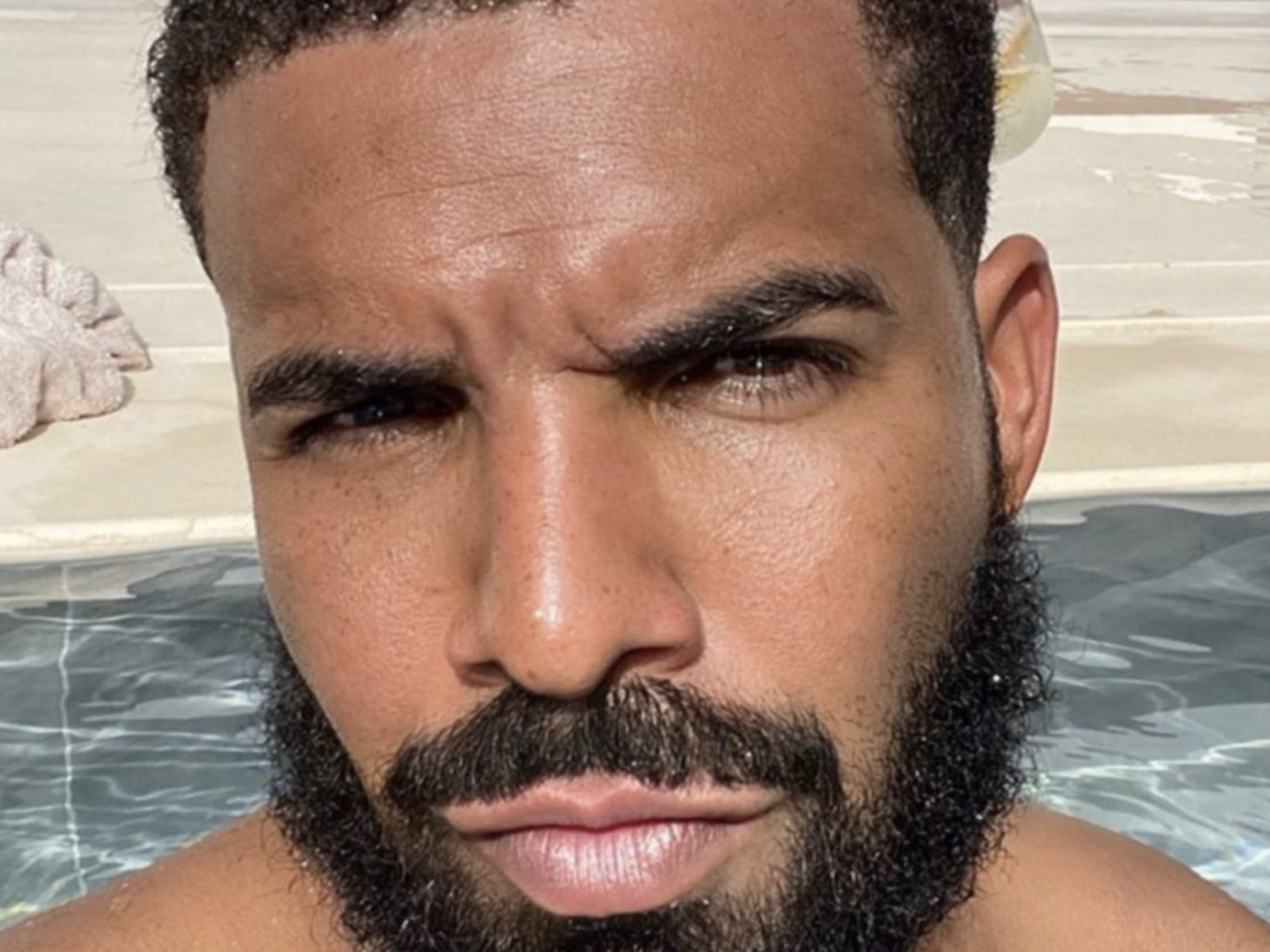Drake pool Blank Meme Template