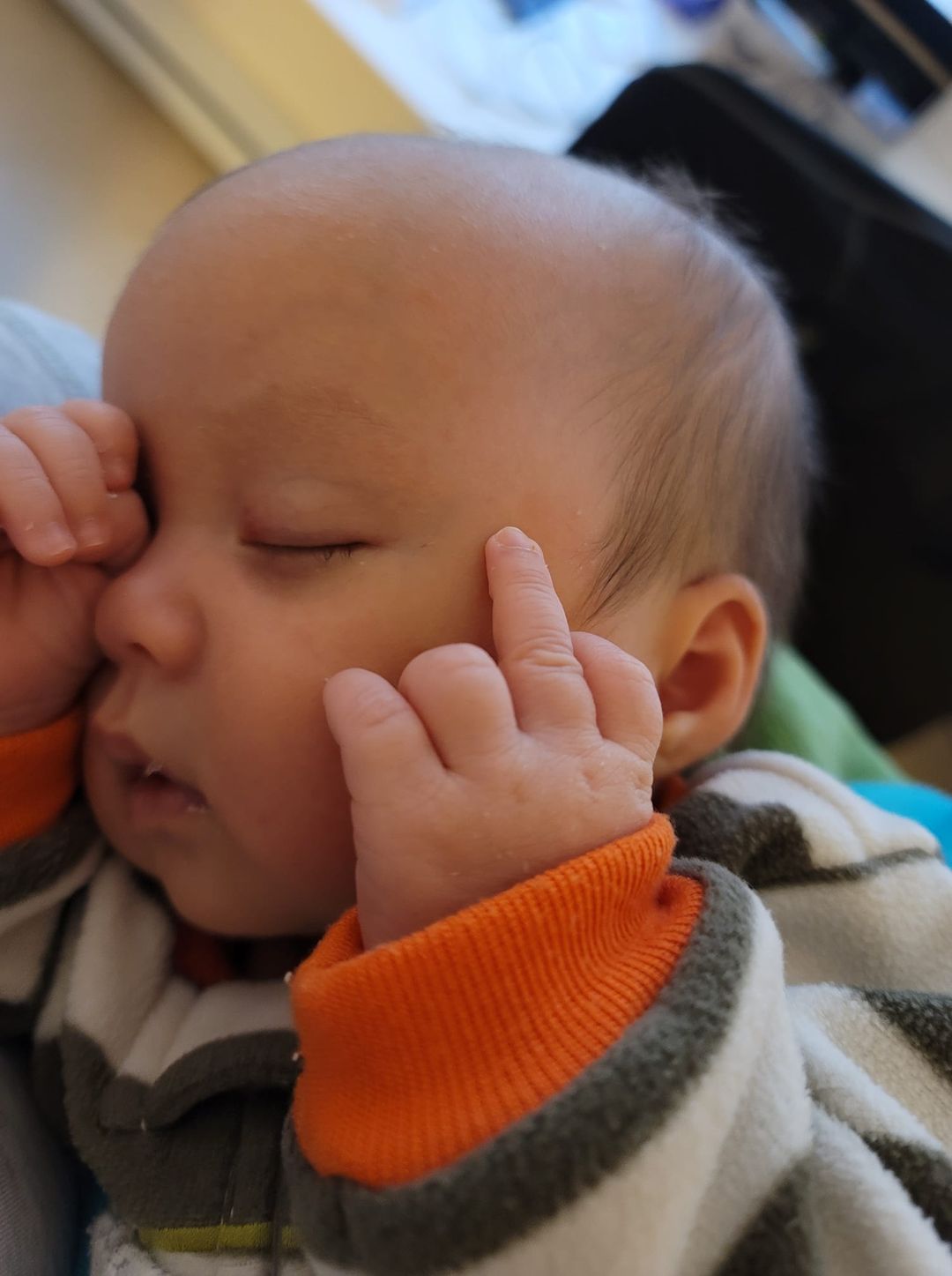 High Quality Baby Middle Finger Blank Meme Template