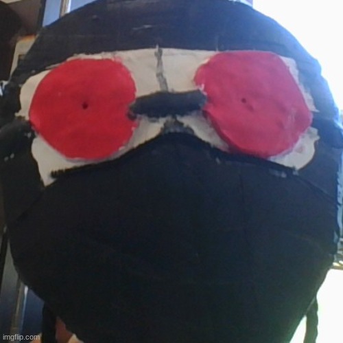 yo look what i made in art class | image tagged in hank,mask,madness combat | made w/ Imgflip meme maker
