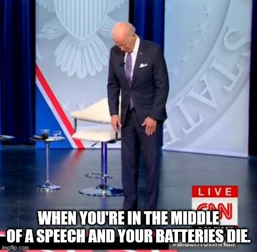 Can someone run to the store and get some batteries?  This model takes four D cell batteries. | WHEN YOU'RE IN THE MIDDLE OF A SPEECH AND YOUR BATTERIES DIE. | image tagged in biden napping,dementia joe has gotta go,this model is defective | made w/ Imgflip meme maker