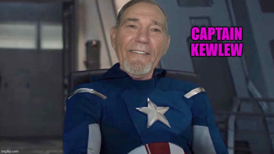 Capitan Kewlew | CAPTAIN KEWLEW | image tagged in capitan,kewlew | made w/ Imgflip meme maker