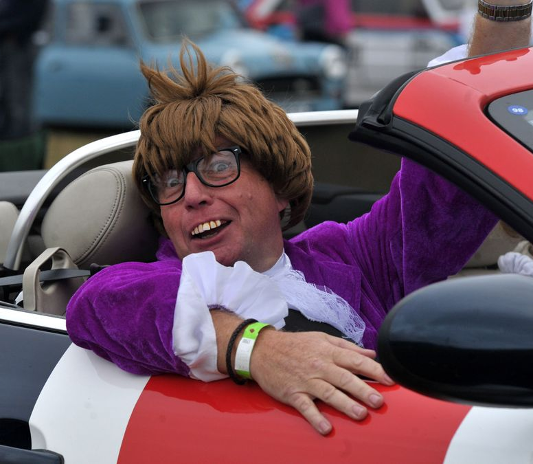 Austin Powers Cruisin Blank Meme Template