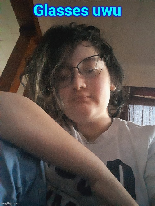 Glasses uwu | made w/ Imgflip meme maker