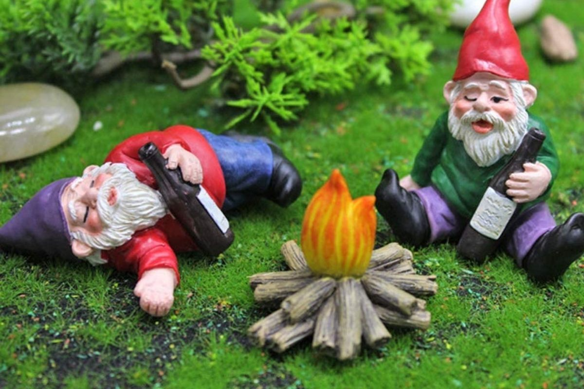 High Quality Drunken Lawn Gnomes campfire funny humor Blank Meme Template