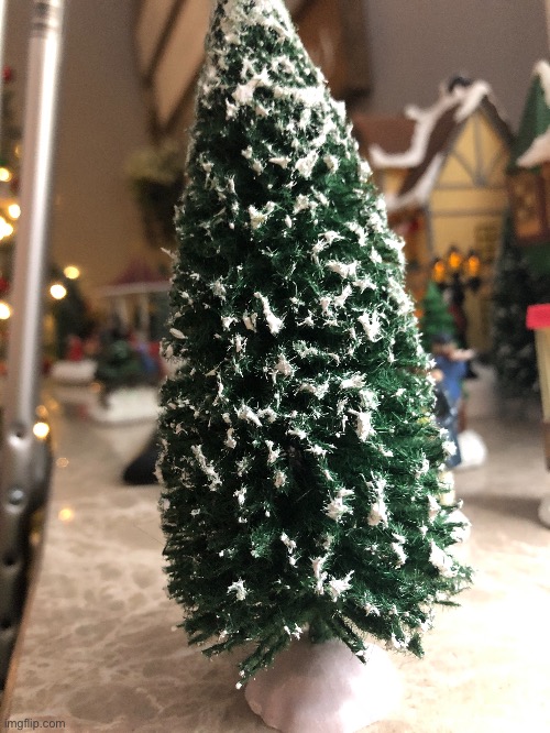 i give the tree 0/10 it falls down too easily | made w/ Imgflip meme maker