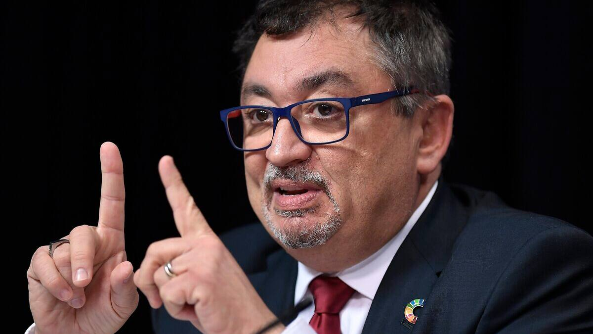 Aruda Blank Meme Template