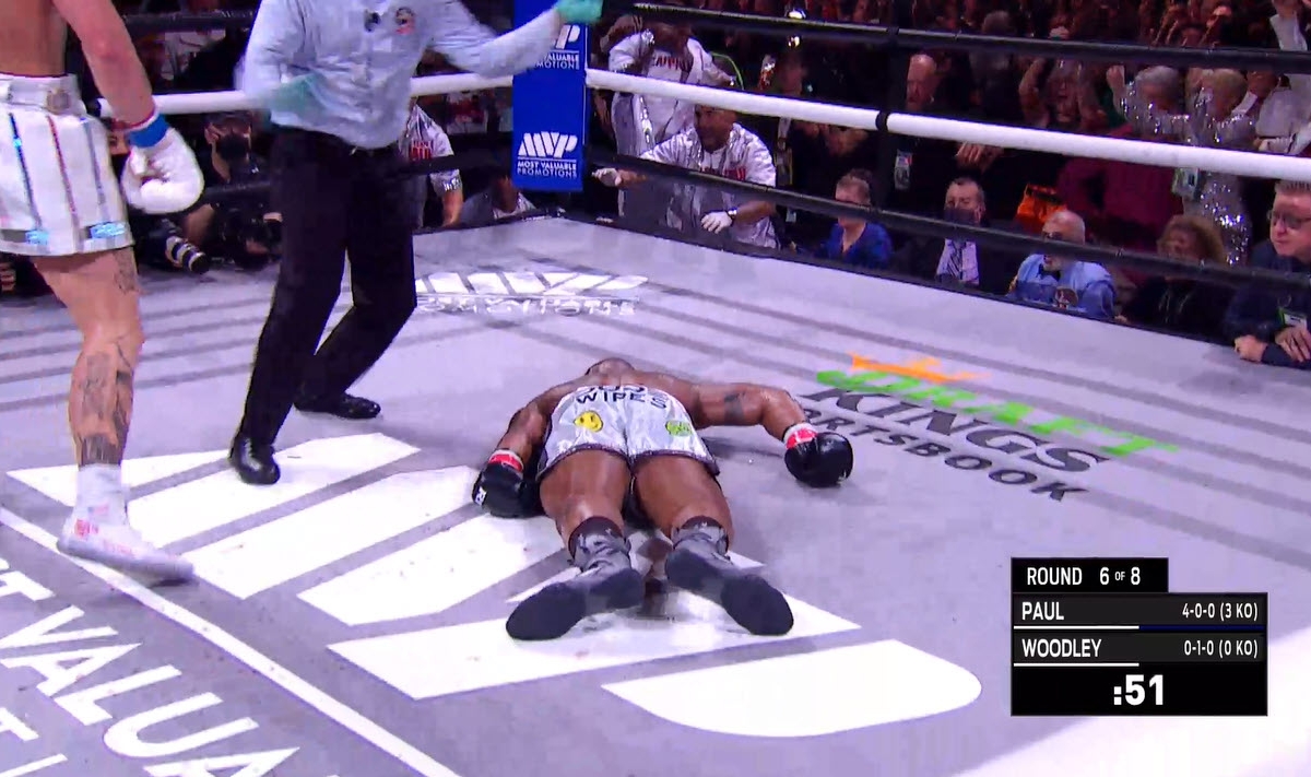 High Quality Tyrone Woodley knocked out Blank Meme Template