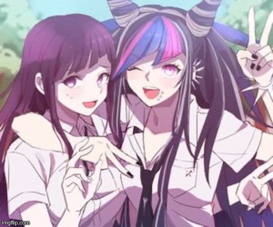 It's beautiful | image tagged in ibuki and mikan | made w/ Imgflip meme maker